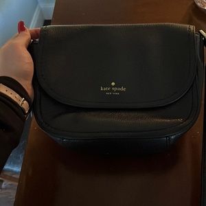 Fold over Kate spade long strap bag